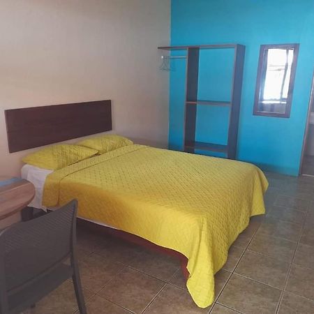 Hotel Cabinas Jacomar Bagian luar foto