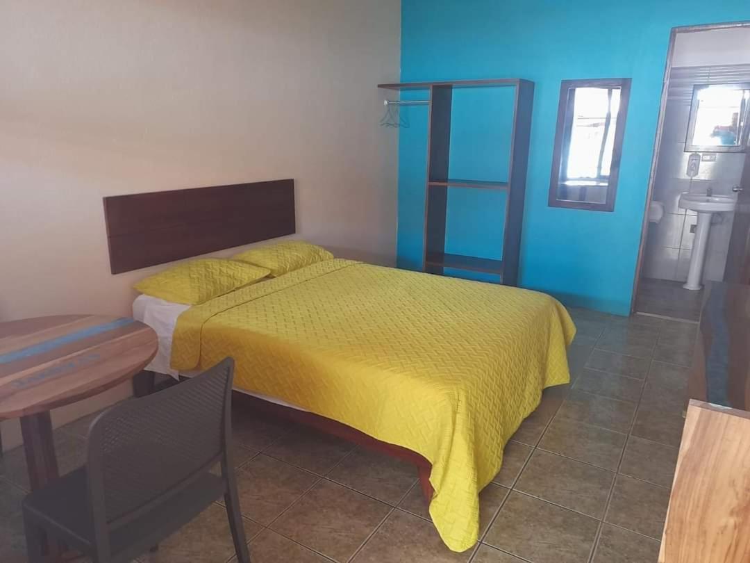 Hotel Cabinas Jacomar Bagian luar foto